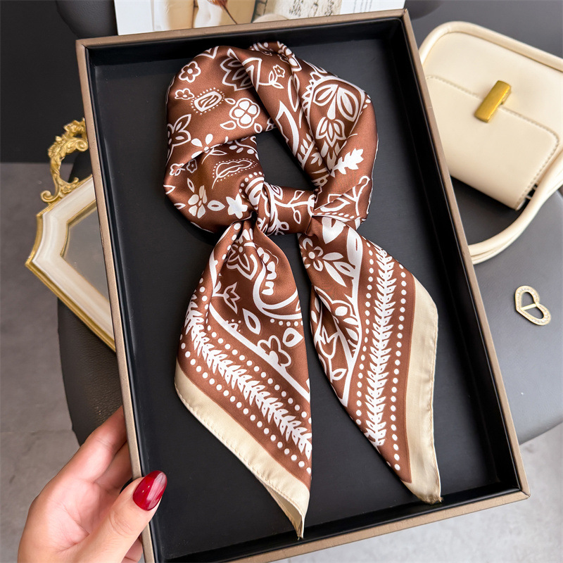 1Pc カシュープリントファッションシルクスカーフスクエアス - Silk Scarf Square のレビューと価格